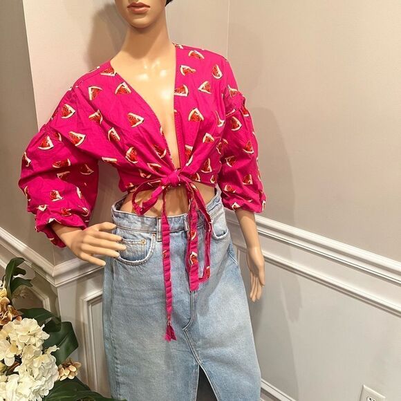 Color Me Courtney X Emily Wrap top - Picture 4 of 7